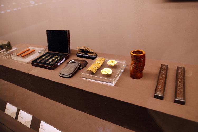 天津市博物馆纪念品的相关图片