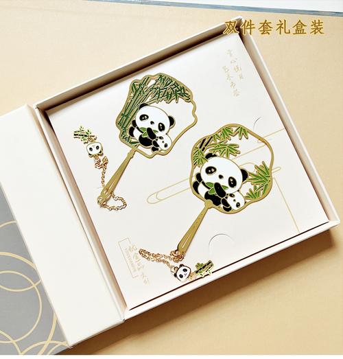 熊猫基地纪念品推荐的相关图片