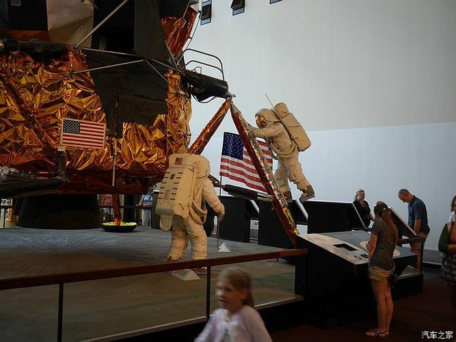 美国航天博物馆纪念品的相关图片